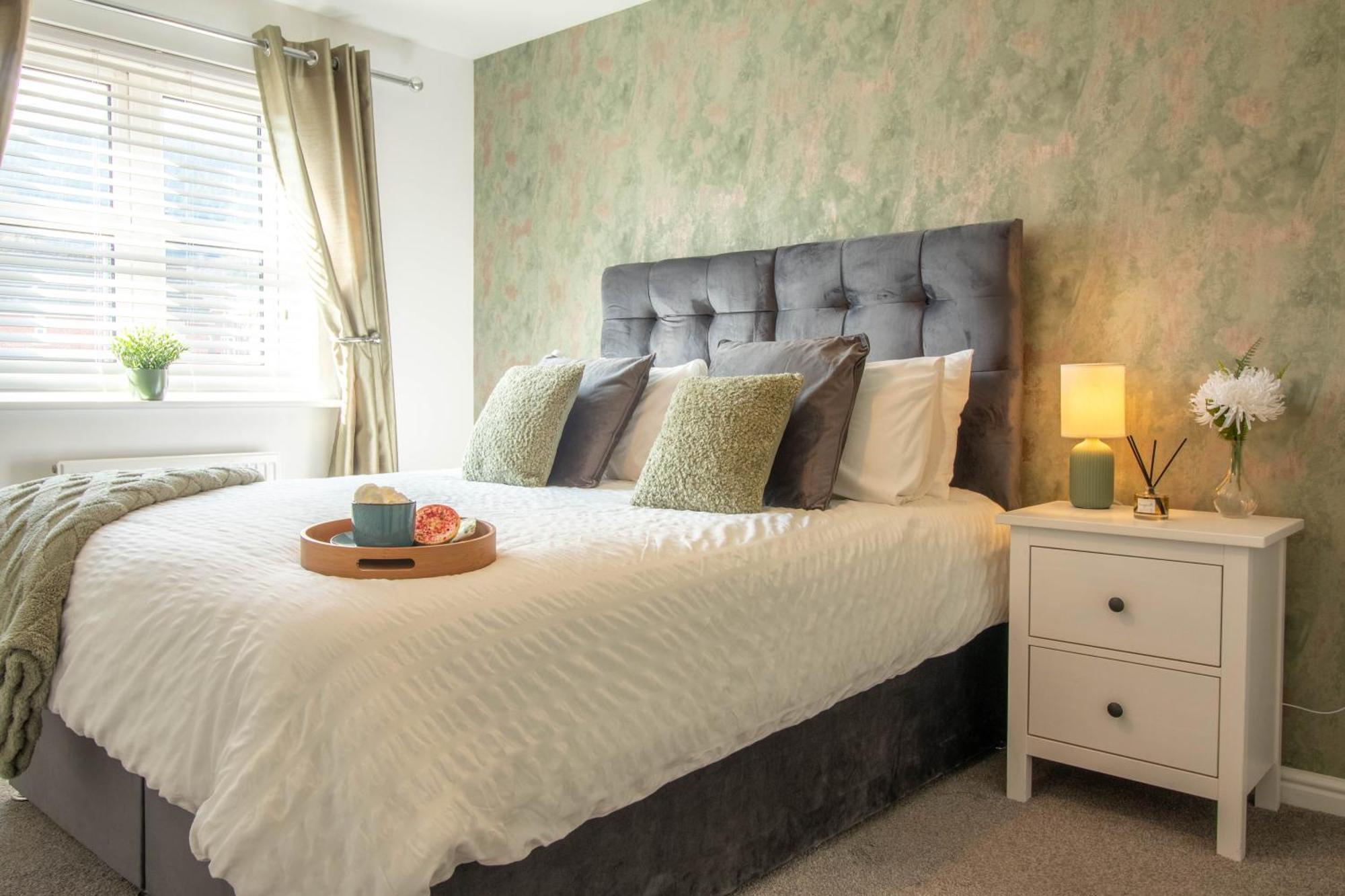Holiday home 4 Bedroom Town House In Llanfoist Within Walking Distance To Abergavenny